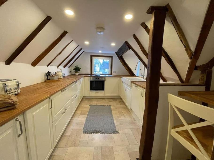 Rural Country Suites - Judge'S Lodge East Grinstead Exterior foto